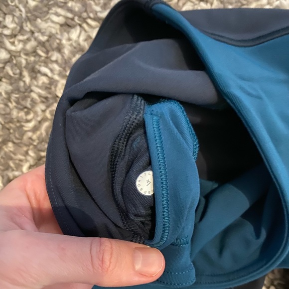 Wunder Under Hi-Rise 7/8 Tight color block - Picture 5 of 6